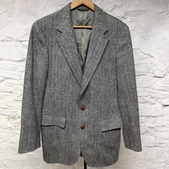 Harris Tweed VINTAGE Jacket Gray Herringbone Wool Sport Coat Size 40 - Picture 1 of 13